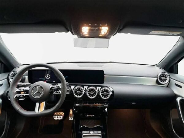 Mercedes-Benz A 200 – Image 7