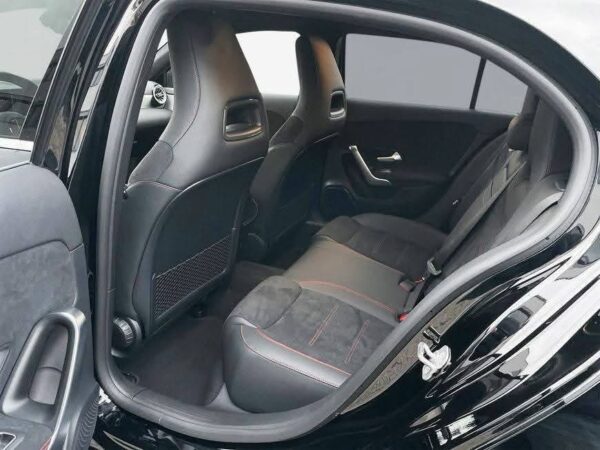 Mercedes-Benz A 200 – Image 14