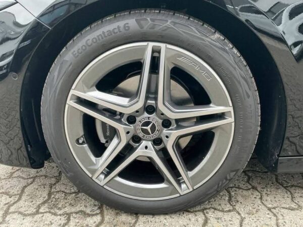 Mercedes-Benz A 200 – Image 13