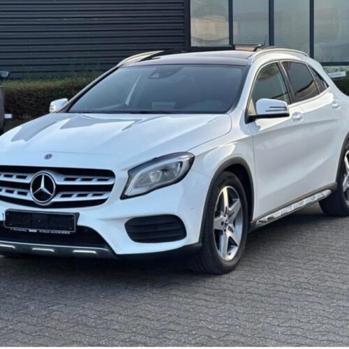 Mercedes-Benz GLA 200 AMG