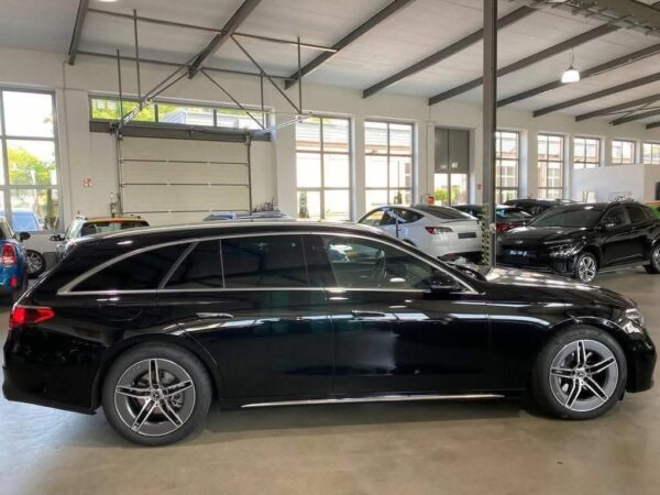 Mercedes-Benz E 220 T d AMG Line – Image 5