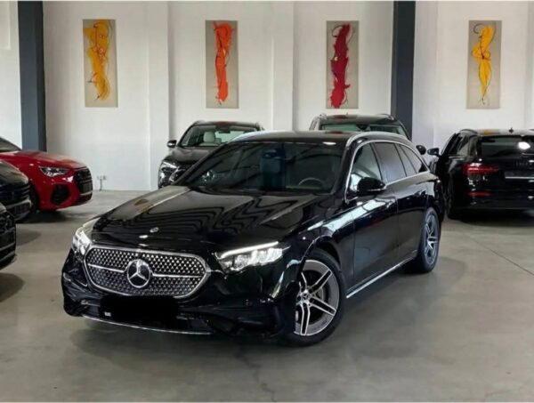 Mercedes-Benz E 220 T d AMG Line – Image 4