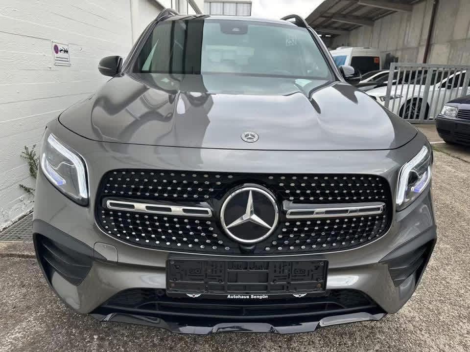 Mercedes-Benz GLB 180D AMG