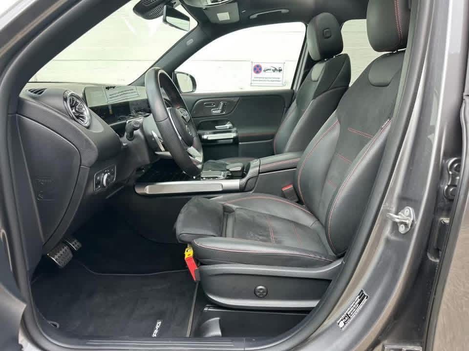 Mercedes-Benz GLB 180D AMG – Image 13