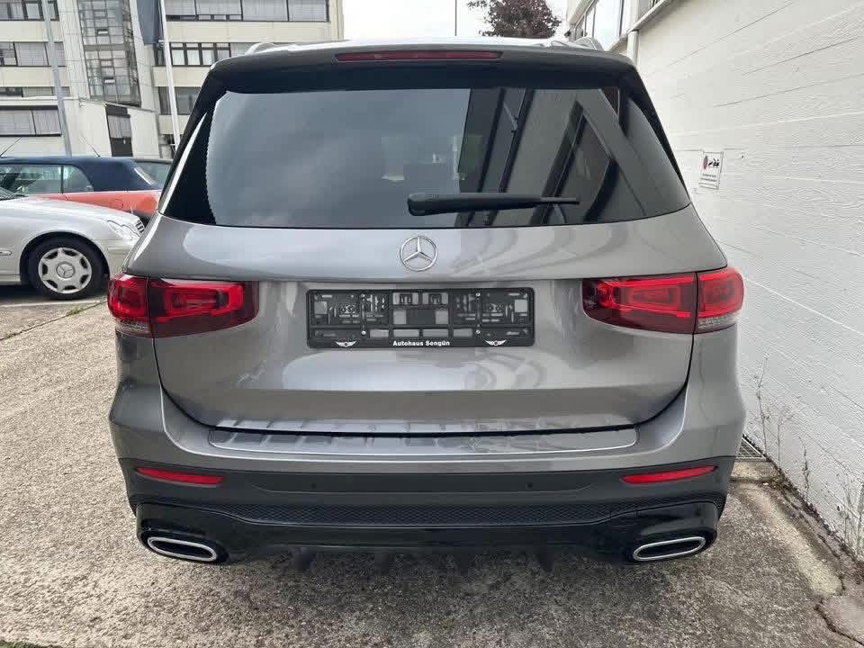 Mercedes-Benz GLB 180D AMG – Image 15