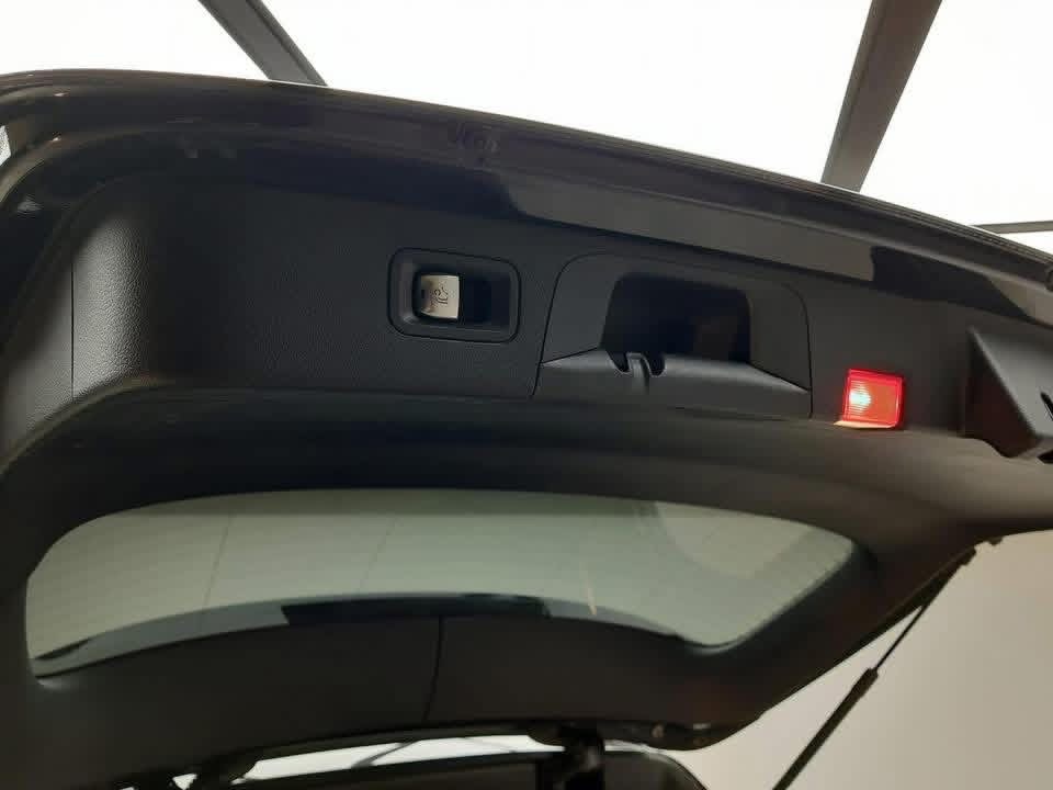 Mercedes-Benz GLC 220d – Image 22