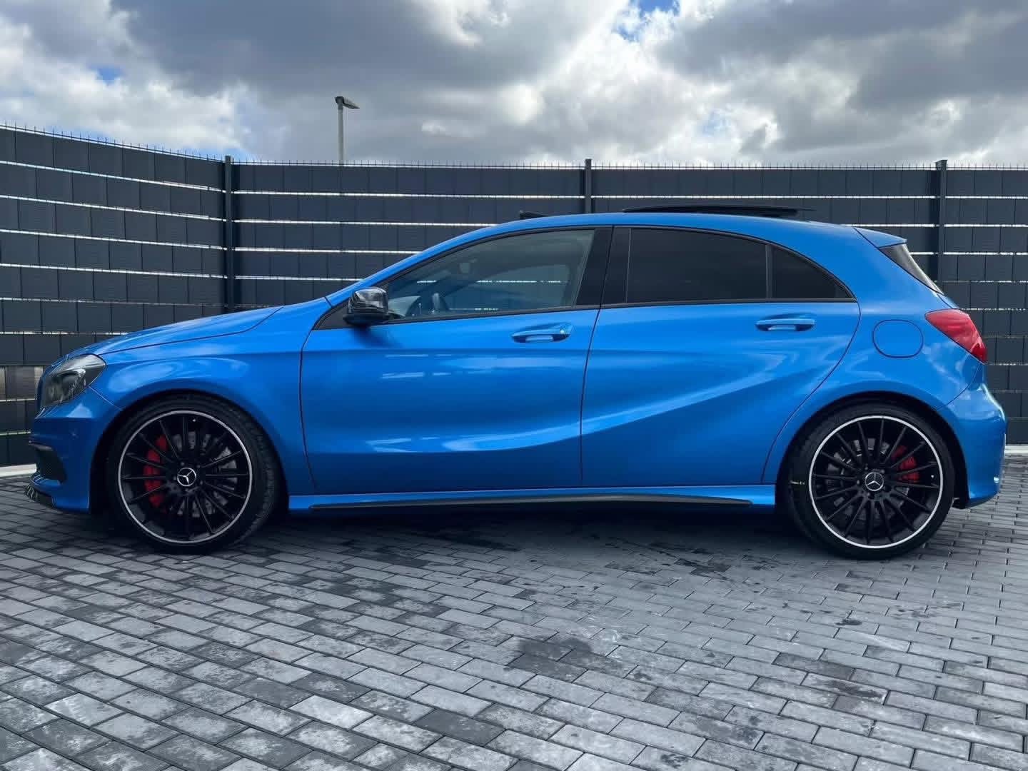 Mercedes-Benz A 45 AMG 4M*7G*PANO – Image 3