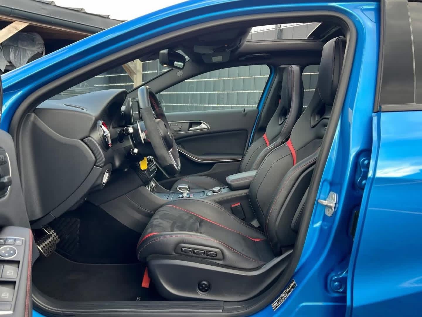 Mercedes-Benz A 45 AMG 4M*7G*PANO – Image 14