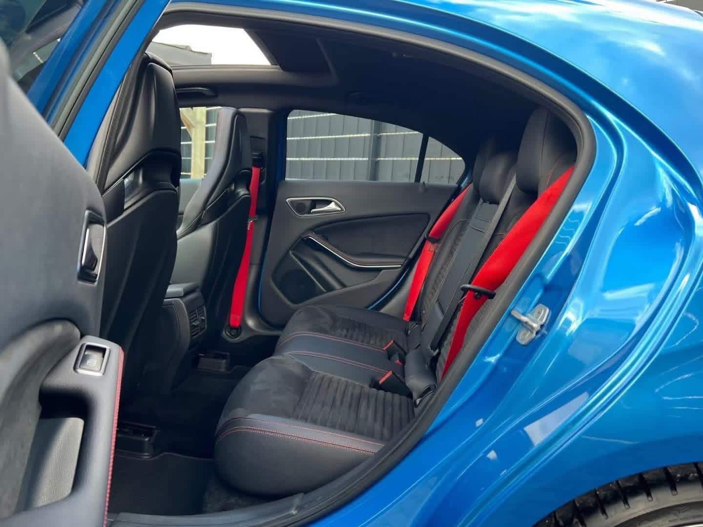 Mercedes-Benz A 45 AMG 4M*7G*PANO – Image 15