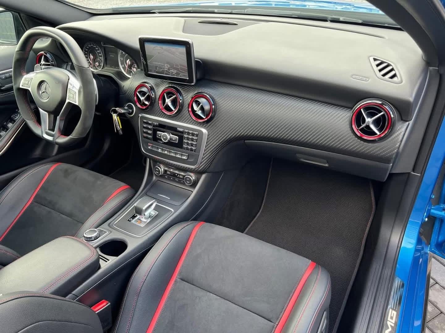 Mercedes-Benz A 45 AMG 4M*7G*PANO – Image 19